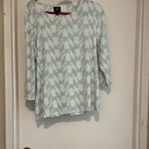 JM Collection Mint and White Geometric 3/4 sleeve Top